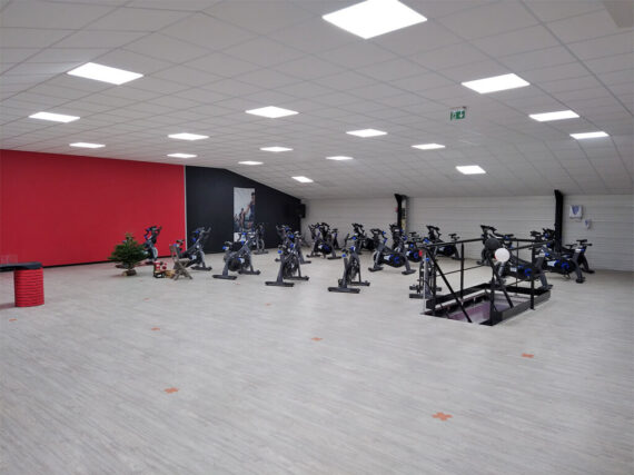 Salle de gym FITNESS CORP au 1er